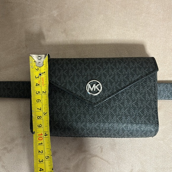 Michael Kors adjustable belt monogram black/Gray with silver hardware-SizeS/M - Picture 5 of 17